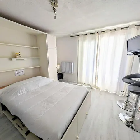 Cap Vue Port Pools Tennis Loggia Wifi Clim Apartman Agde