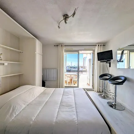 Cap Vue Port Pools Tennis Loggia Wifi Clim * Agde