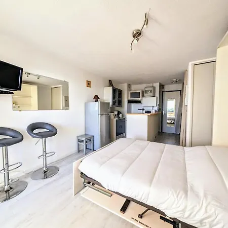 Cap Vue Port Pools Tennis Loggia Wifi Clim Apartament